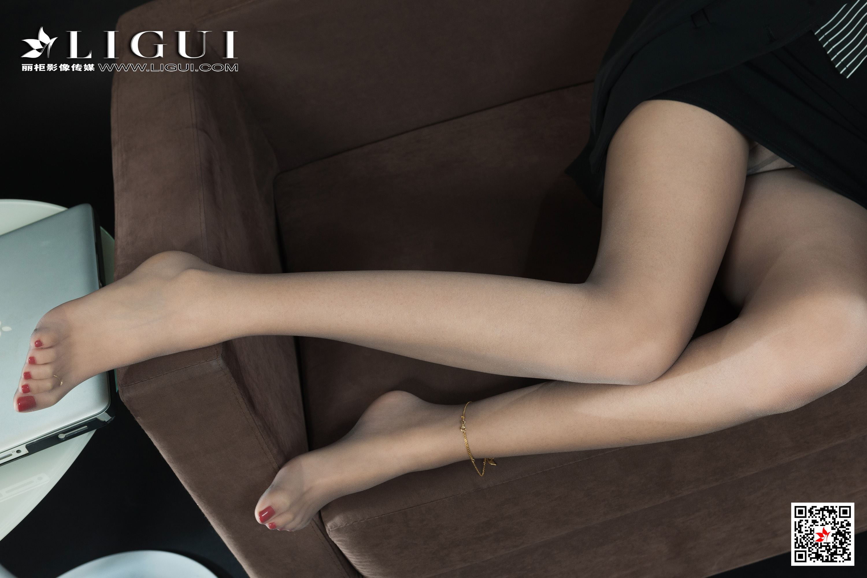 Ligui丽柜  2021.01.25 《职场新秀》可心